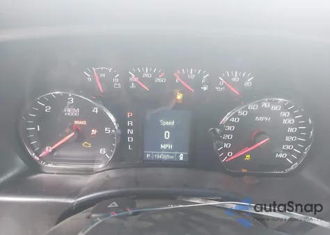 2018 Chevrolet Silverado 1500 Wt z USA, uszkodzony, nr VIN 1GCRCNEC4JZ348055